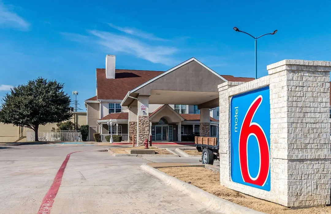 Motel 6-North Richland Hills, Tx - Rufe Snow-1