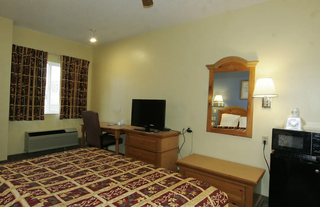 Days Inn By Wyndham Lehi-1