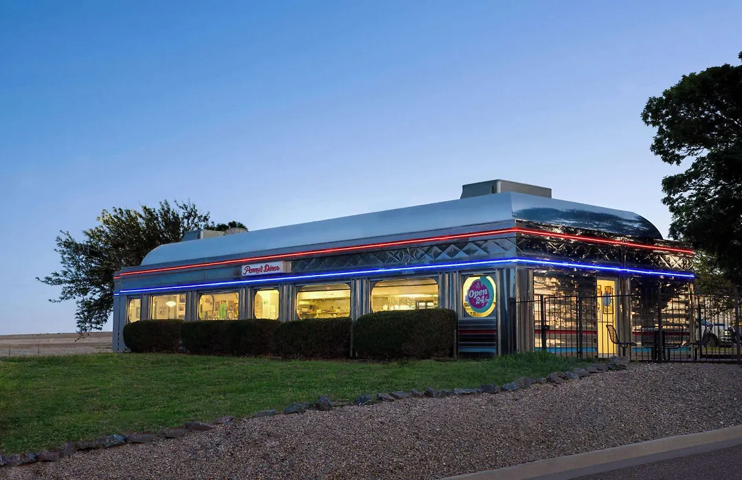 Travelodge By Wyndham Vaughn-1