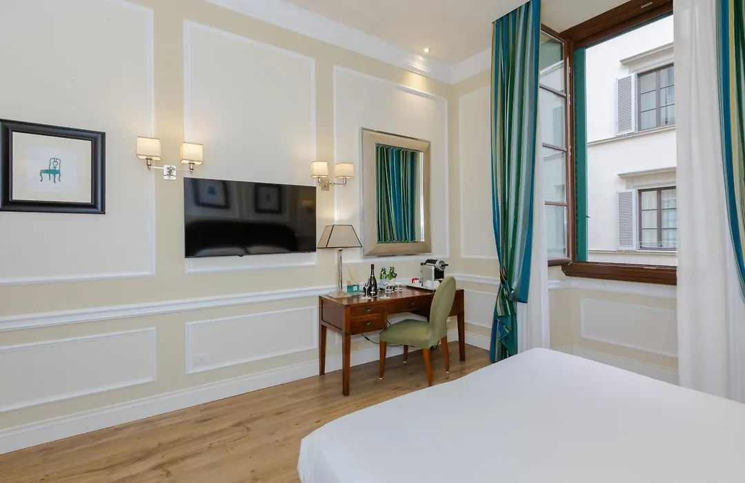 FH55 Hotel Calzaiuoli-1