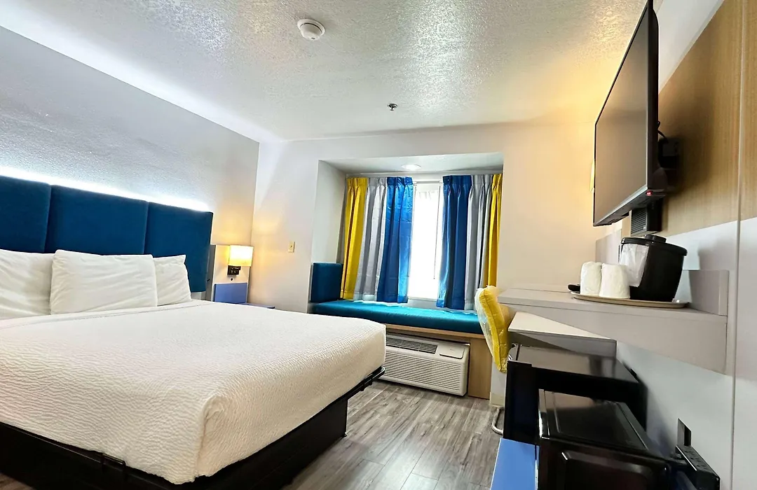 Microtel Inn & Suites By Wyndham Gallup - Pet Friendly-1