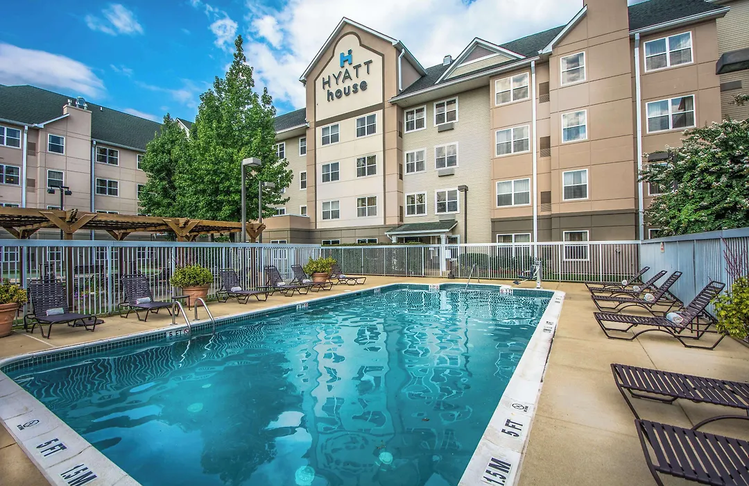 Hyatt House Herndon/Reston-1