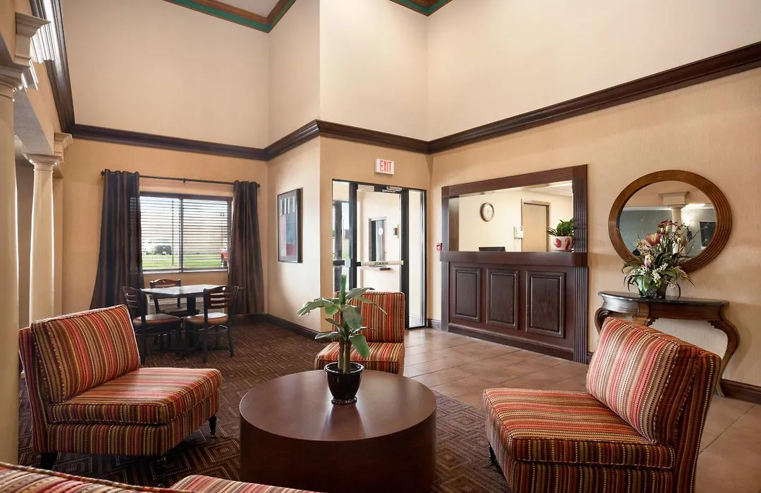 Super 8 By Wyndham Fairview Heights-St. Louis-1