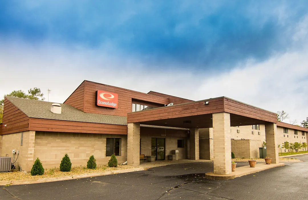 Econo Lodge-1