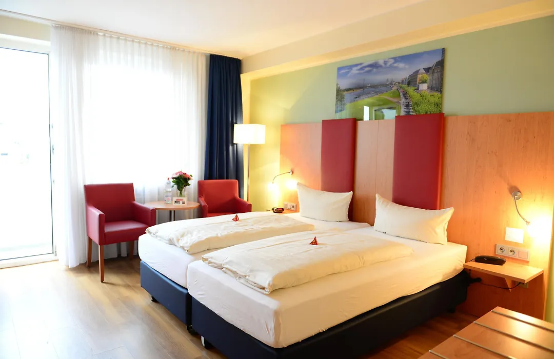 Hotel National Duesseldorf-1