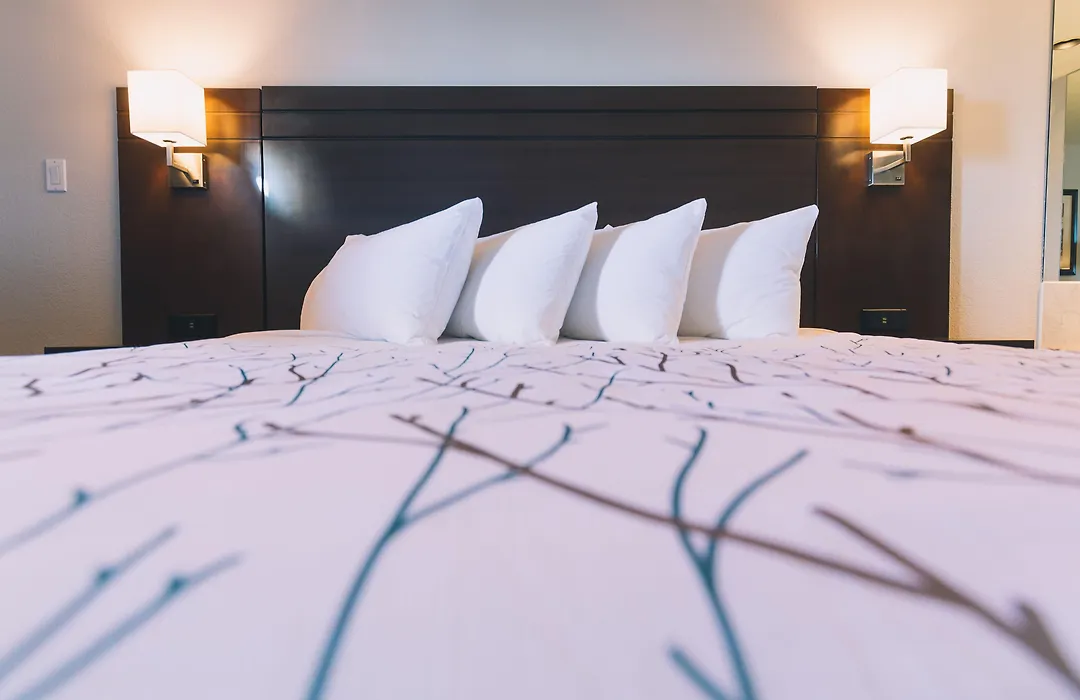 Service Plus Inns And Suites-1