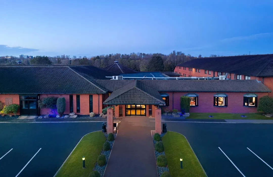 Delta Hotels By Marriott Northampton-1