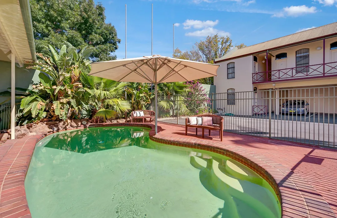 Prince Of Wales Hotel-1