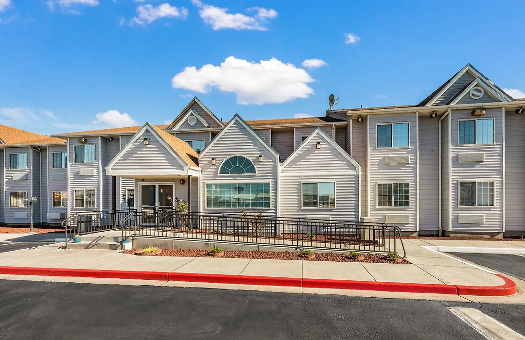 Quality Inn & Suites Near Nas Fallon-1