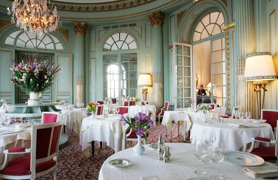 Chateau D'Artigny-1