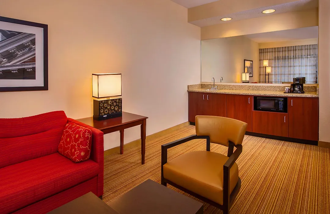 Courtyard By Marriott Dulles Town Center-1