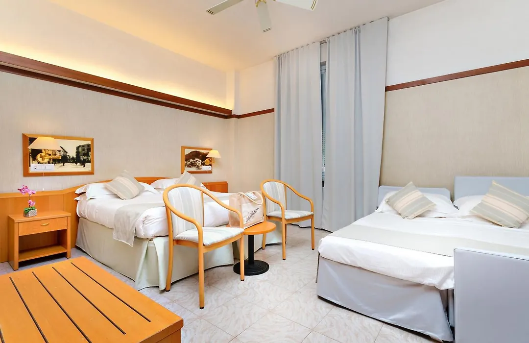 Hotel Monte Rosa-1