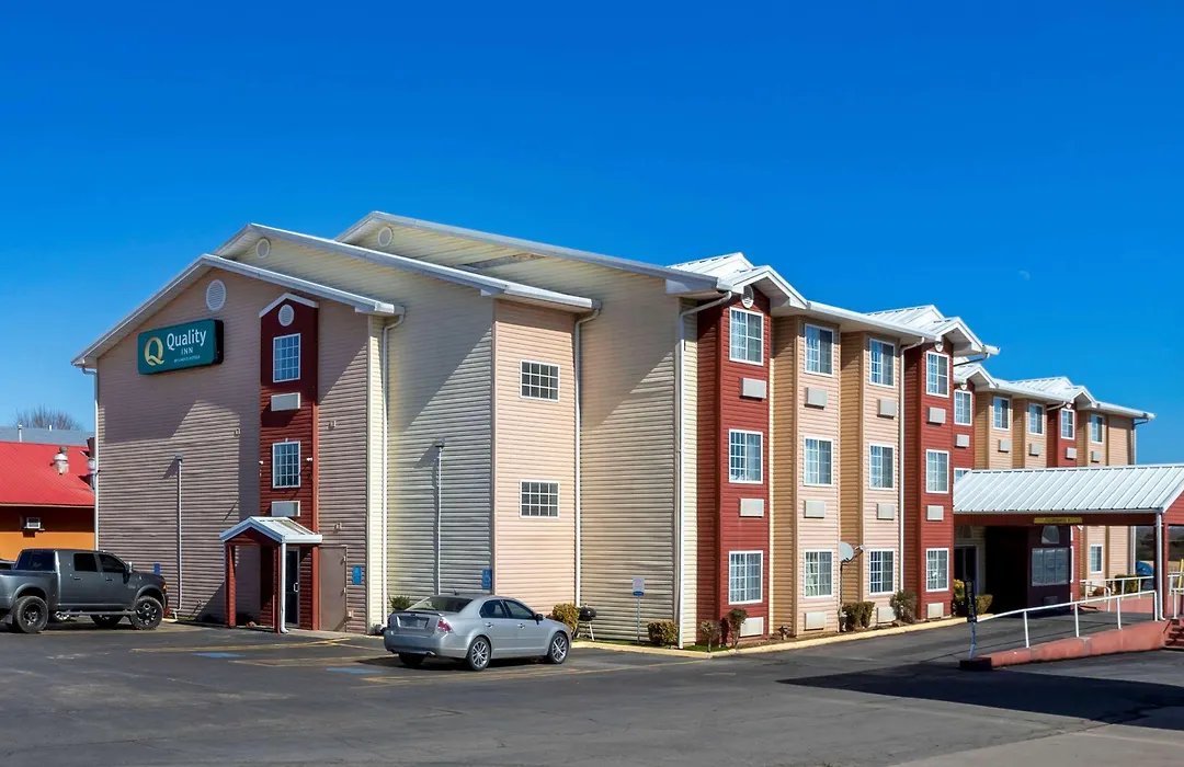 Quality Inn Sallisaw-1