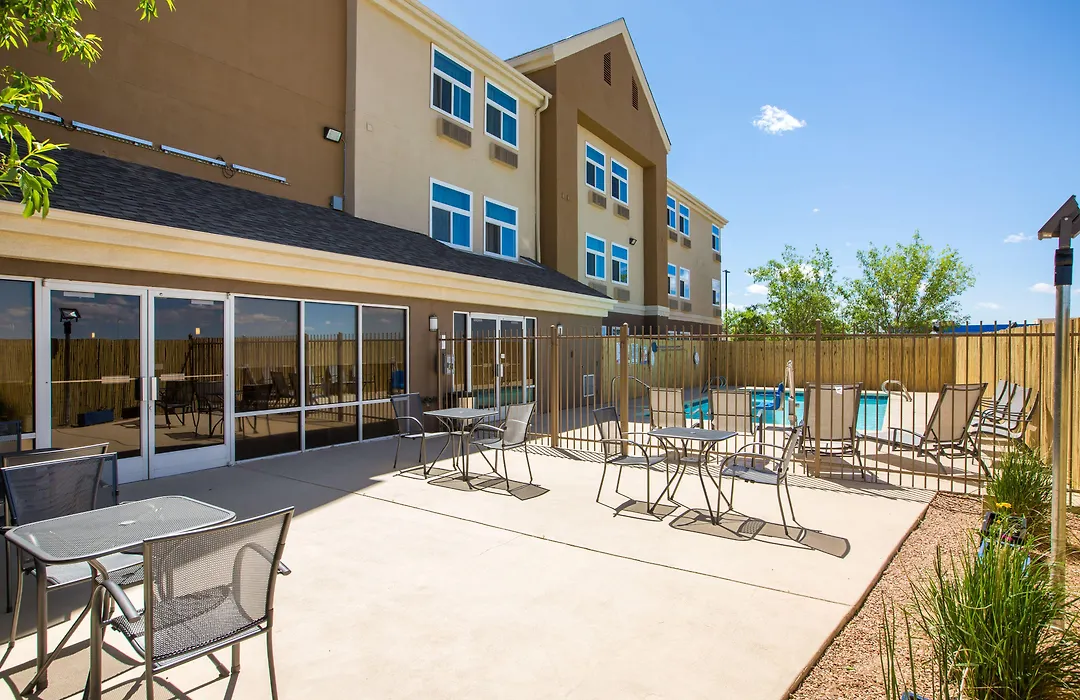 Baymont By Wyndham Albuquerque Airport-1