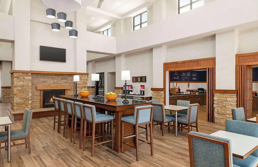 Hampton Inn & Suites Springfield-1