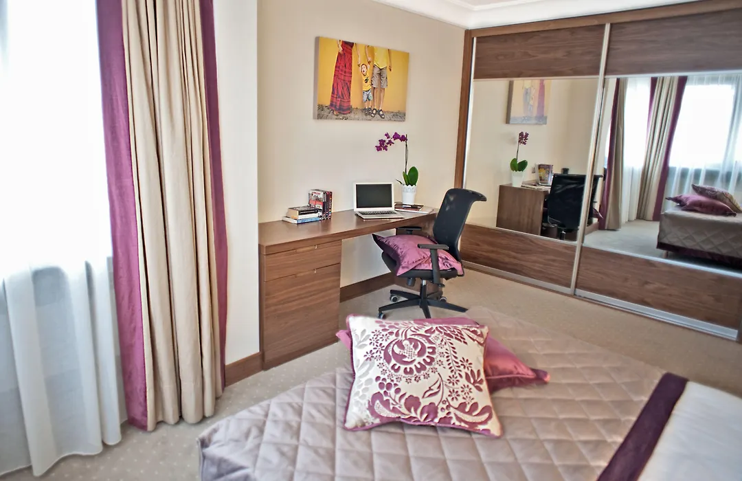 Apart Hotel Best-1