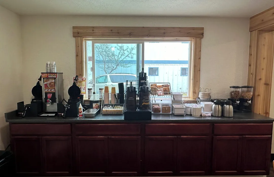 Super 8 By Wyndham Arcata-1
