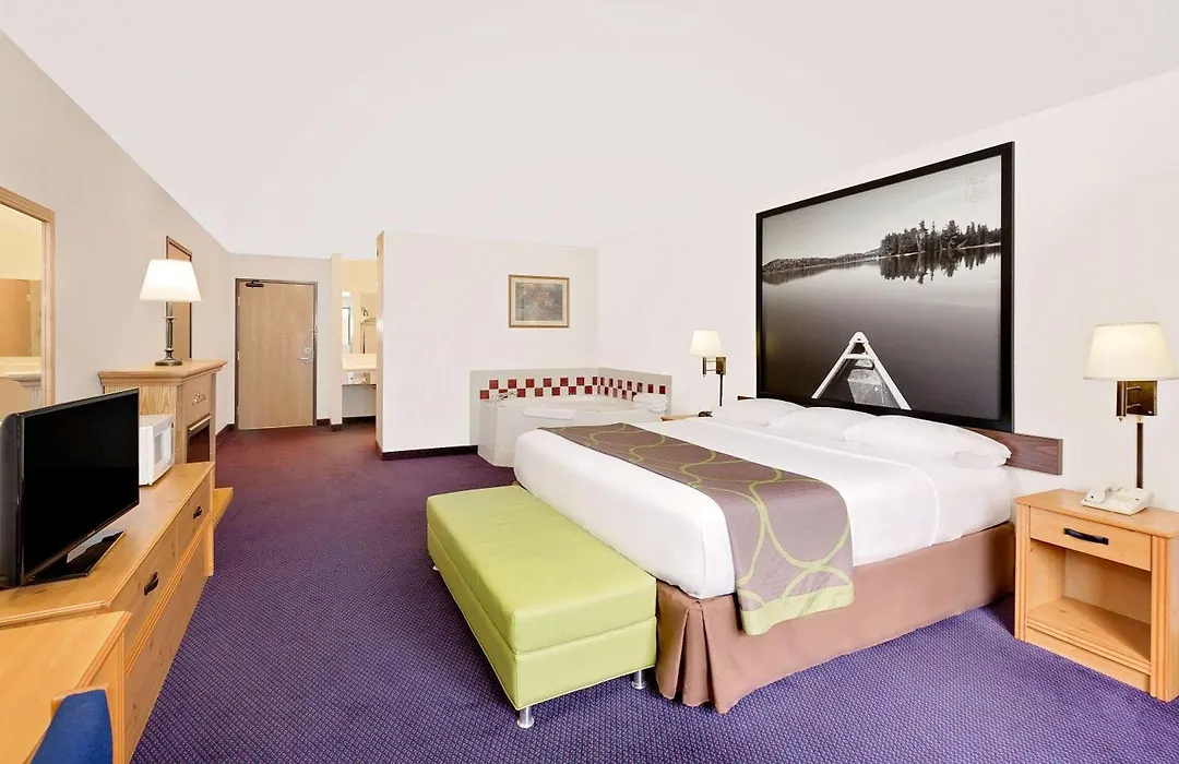 Super 8 By Wyndham St. James-1
