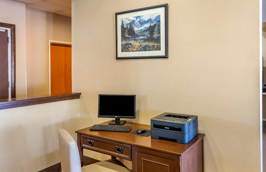 Comfort Inn Evanston I-80-1