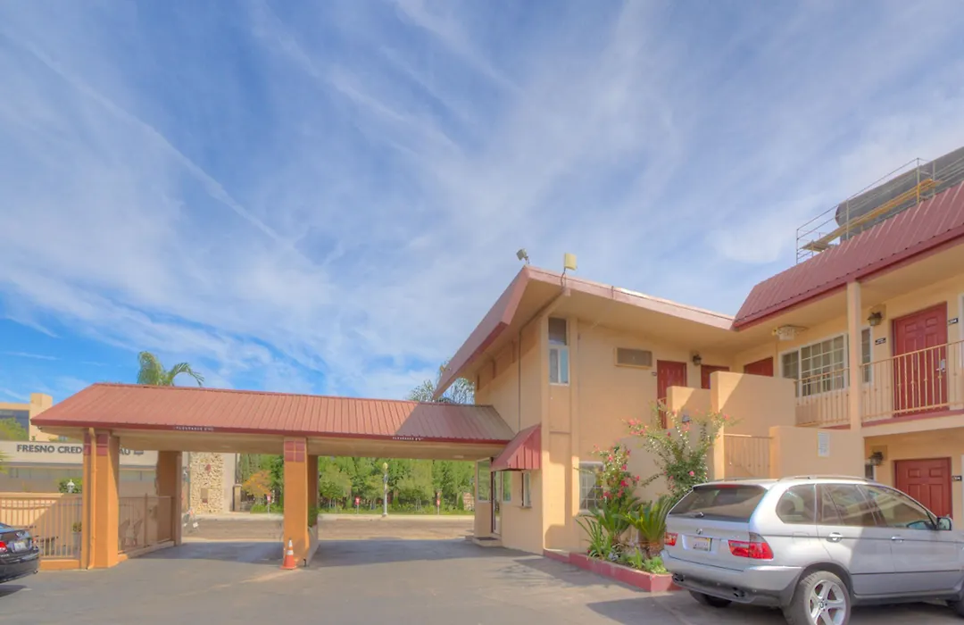 Surestay By Best Western Fresno Central-1