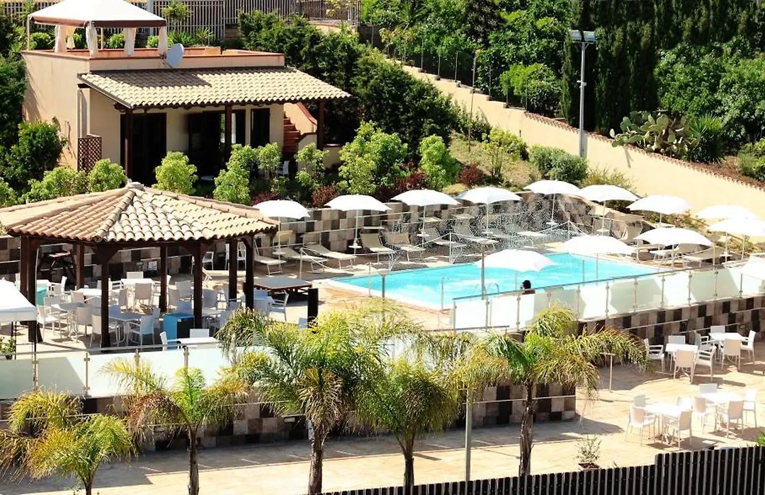 Hotel Costazzurra Museum&Spa-1