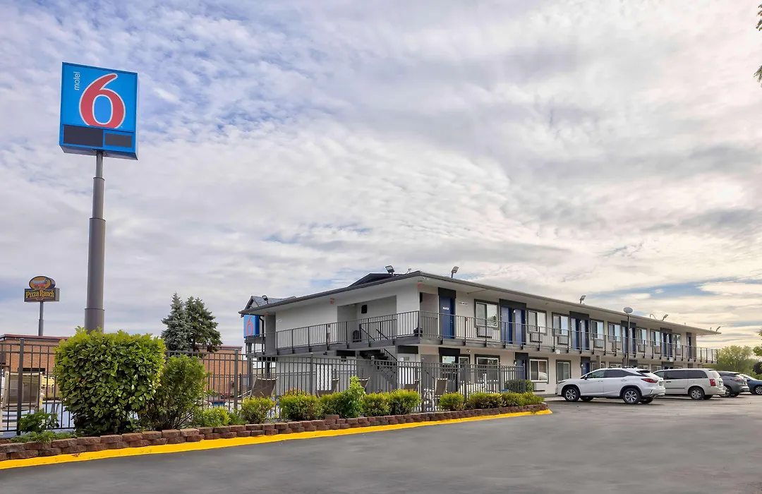 Motel 6-Oshkosh, Wi-1