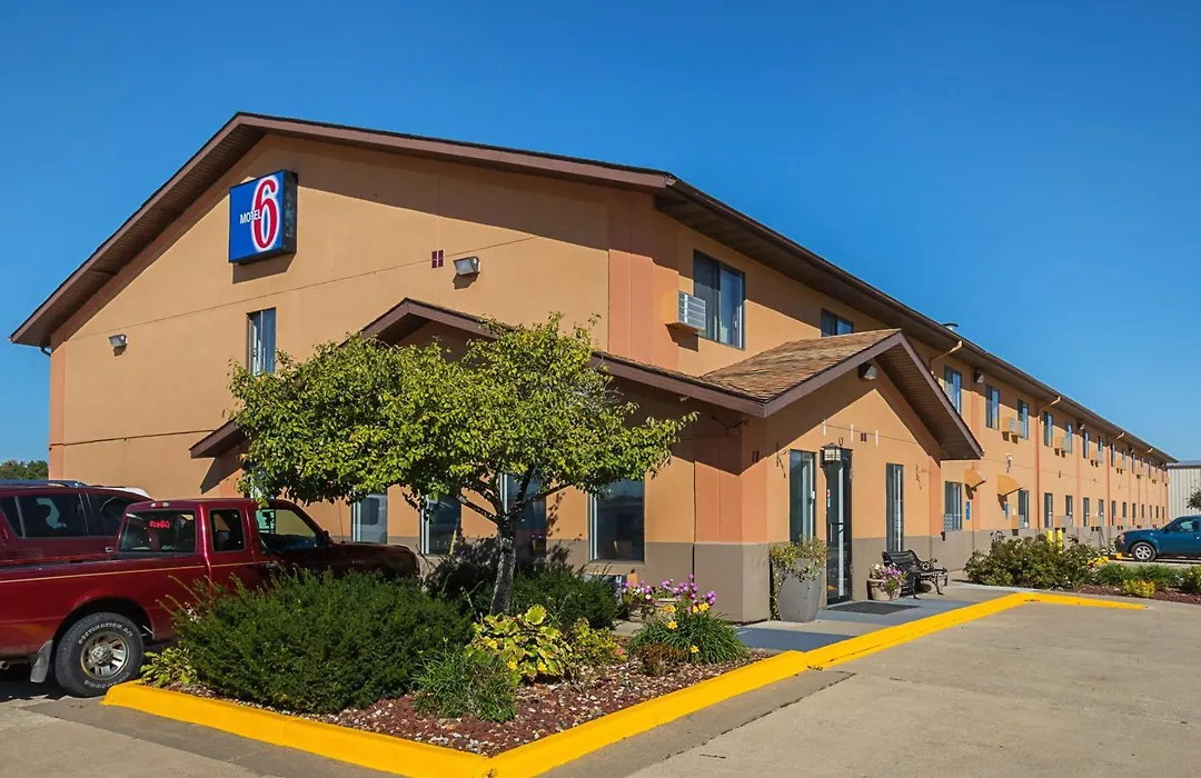 Motel 6-Marshalltown, Ia-1