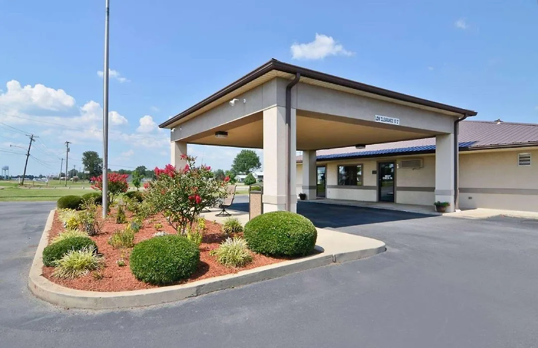 Super 8 By Wyndham Mcgehee-1