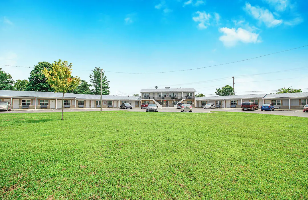 Horse Cave Motel-1