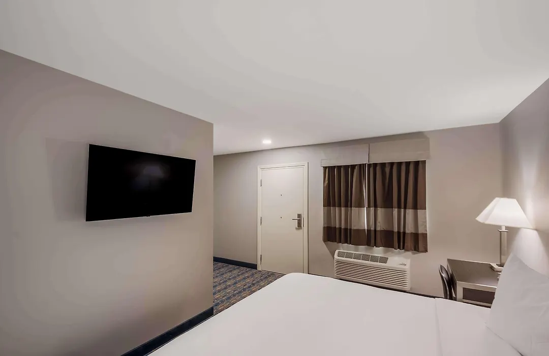 Americas Best Value Inn Farmington-1