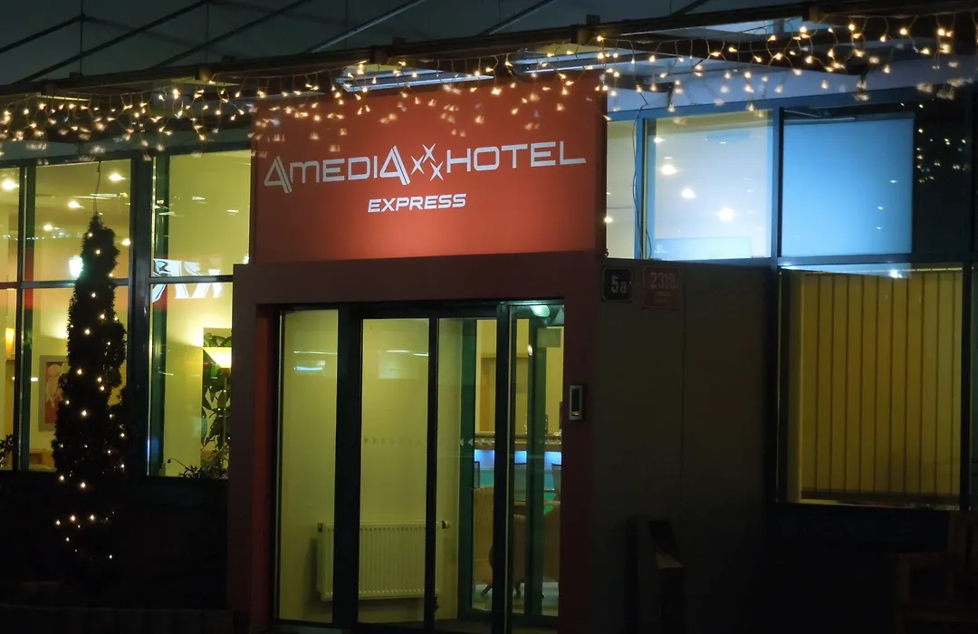 Amedia Express Prague, Trademark Collection By Wyndham-1