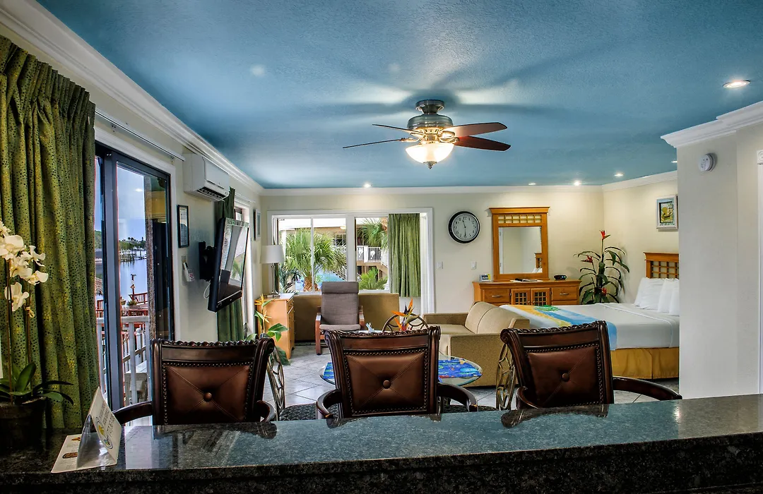 Bayview Plaza Waterfront Resort-1