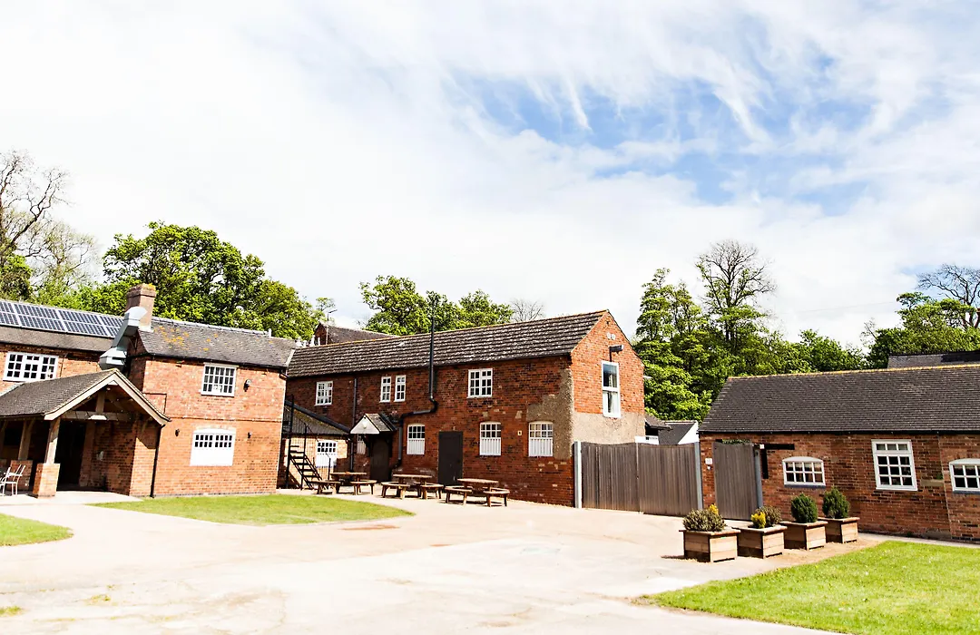Donington Park Farmhouse Hotel-1