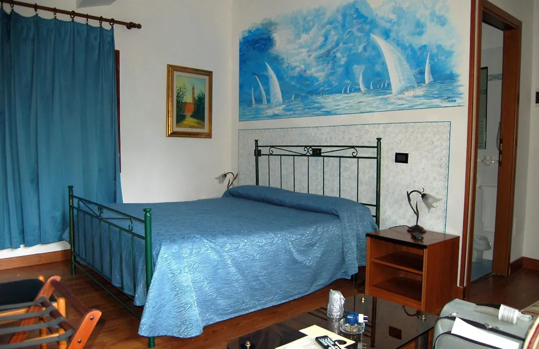 Hotel Leonardo-1