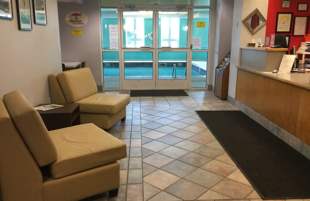 Super 8 By Wyndham Sault Ste. Marie-1