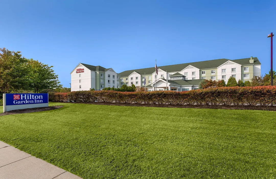 Hilton Garden Inn Islip/Macarthur Airport-1