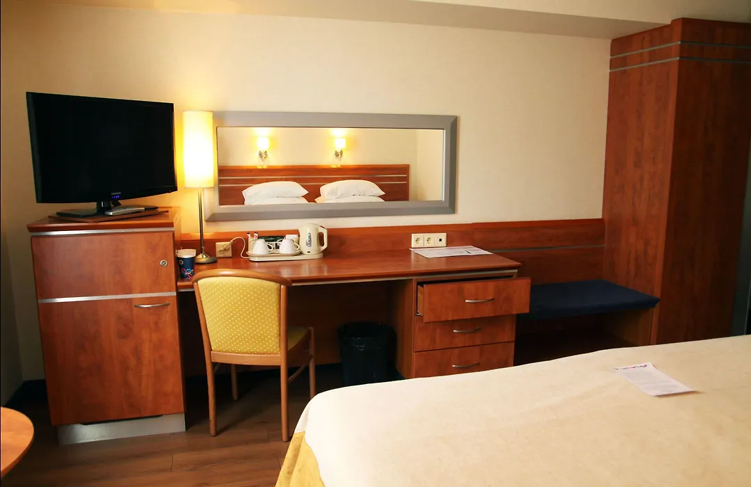 Hotel Nadmorski-1