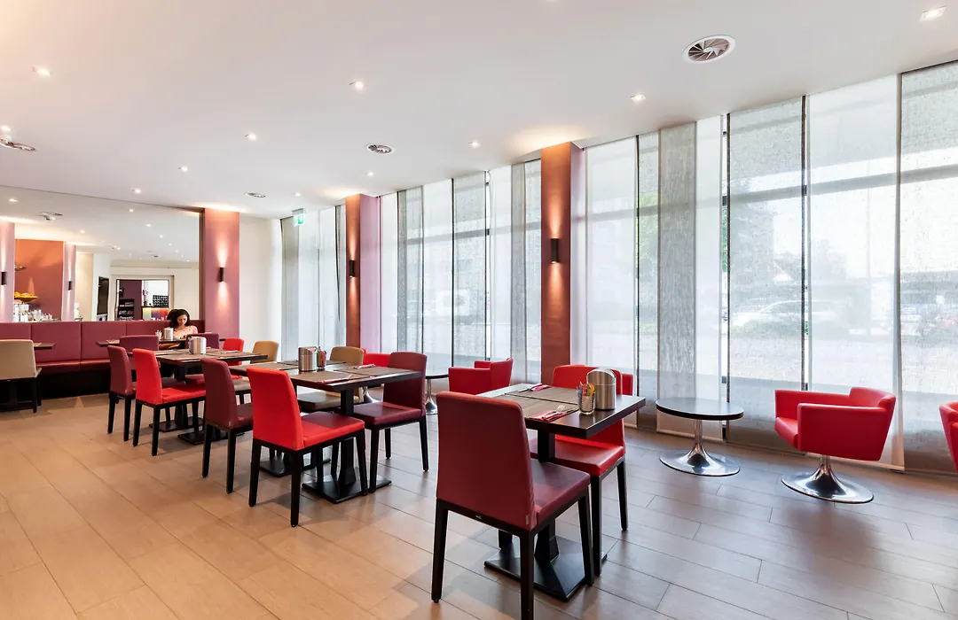 Hotel Les Nations-1