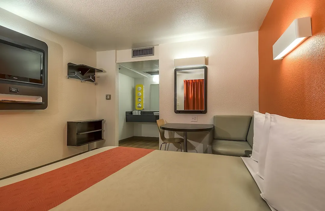Motel 6-Carlsbad, Ca Beach-1