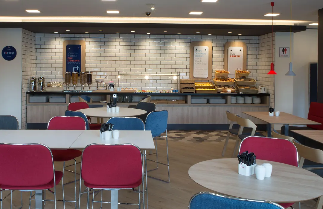 Holiday Inn Express Geneva Airport By Ihg-1