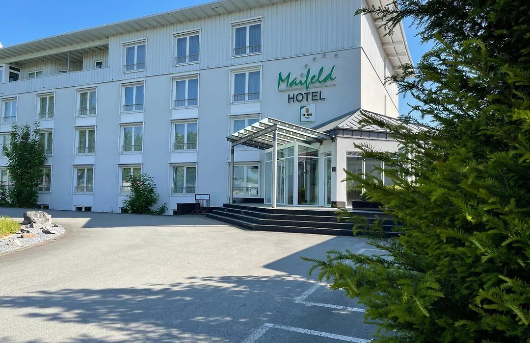 Maifeld Sport- und Tagungshotel-1