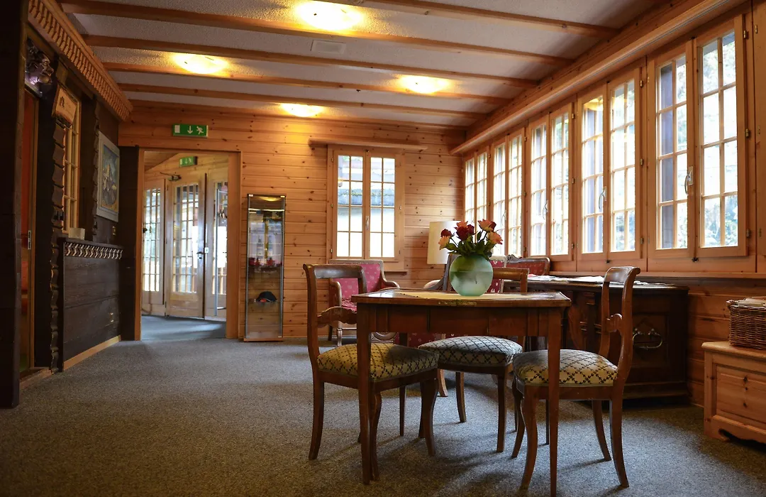 Hotel Alpenruh-1
