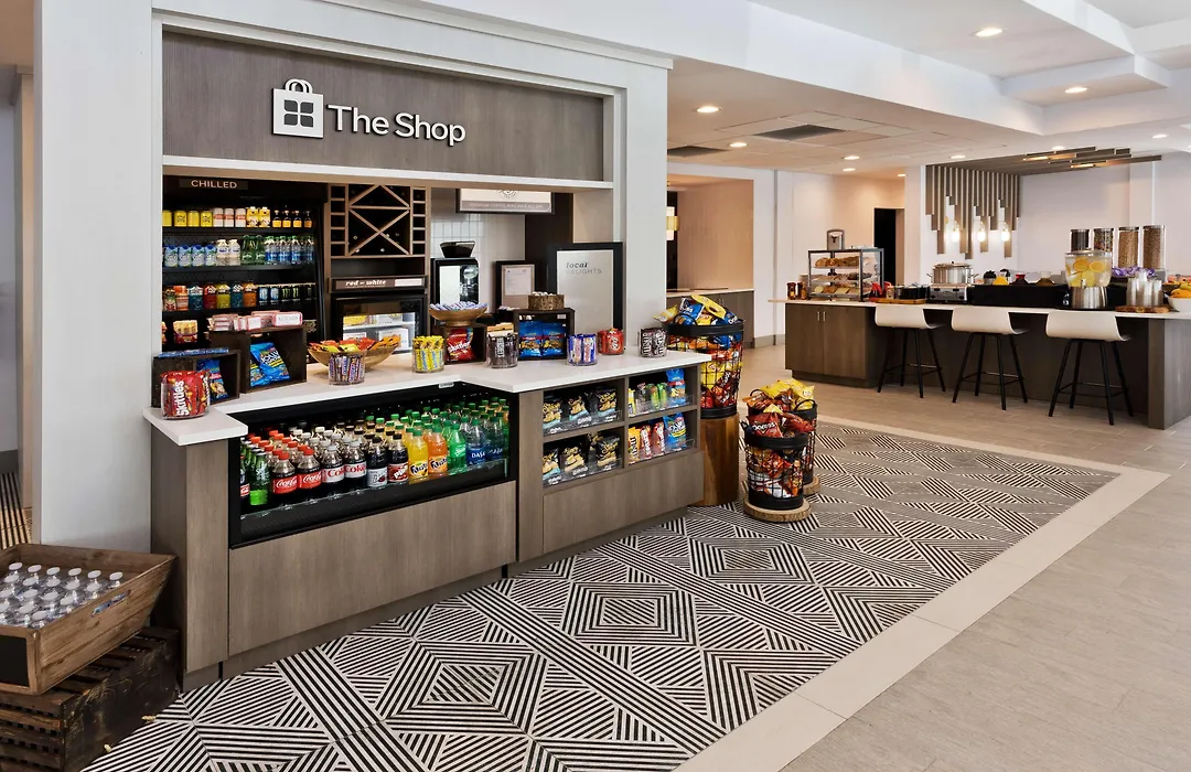 Hilton Garden Inn Birmingham/Lakeshore Drive-1
