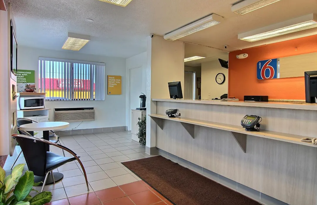 Motel 6-Fargo, Nd - West Acres - North Fargo-1