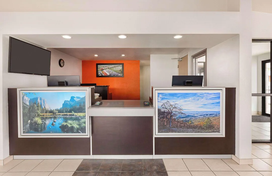 Howard Johnson By Wyndham Harrisonburg-1