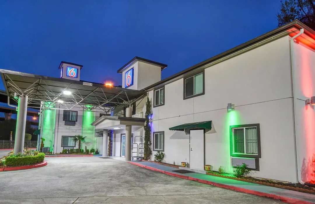 Motel 6 Humble, Tx - Houston International Airport-1