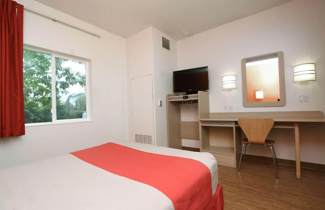 Motel 6-Colchester, Vt - Burlington-1