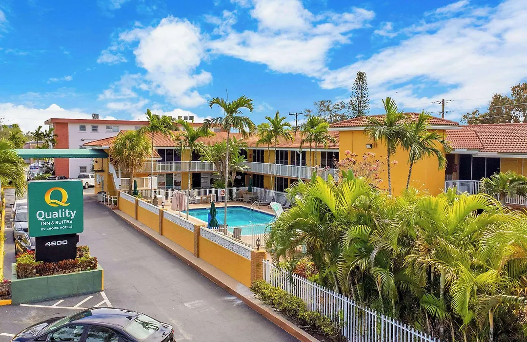 Quality Inn & Suites Airport-Cruise Port Hollywood-1
