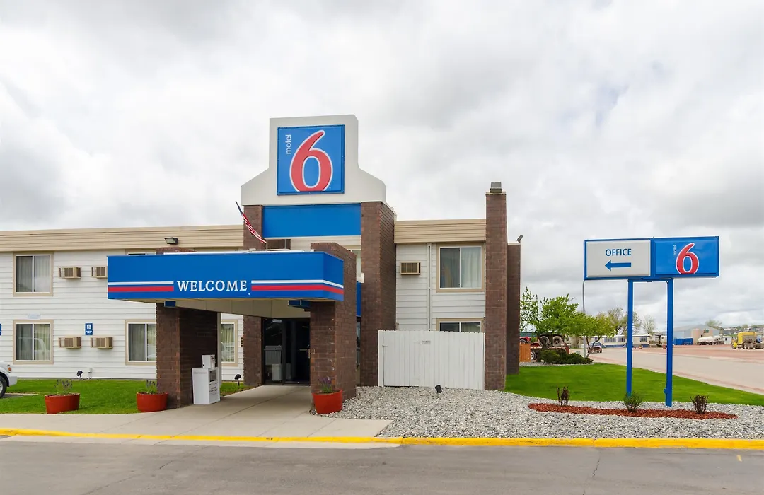 Baymont By Wyndham Gillette-1