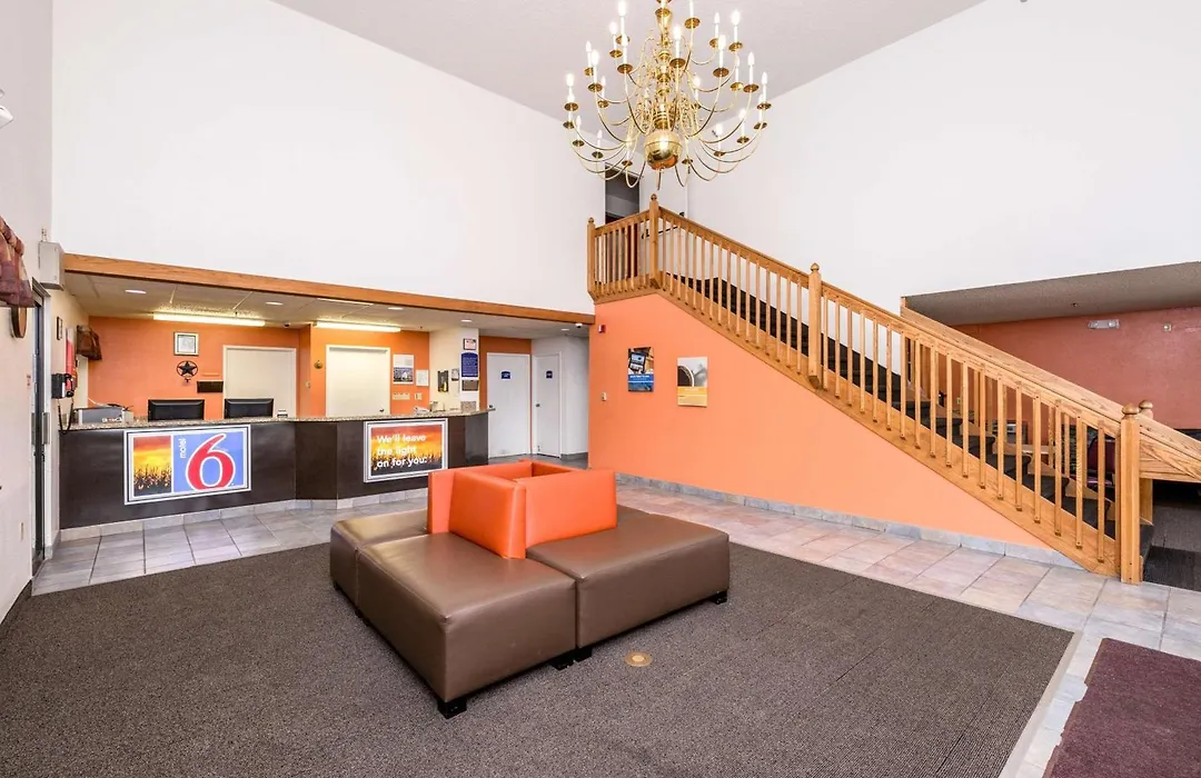 Motel 6-Waterloo, Ia-1